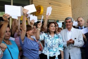 CHP Bursa kadın kollarından Balbay ve Haberal'a mektup