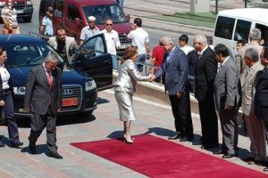 AK Parti İl Başkanı protokolde birinci sırada