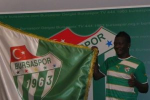 Bangura'dan 5 yıldızlı imza: Y&uuml;reğimle oynayacağım