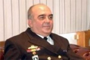 Koramiral Deniz Cora'ya yakalama kararı!