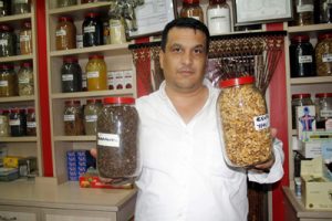 Aktarlarda Ramazan'ın zam şampiyonu karanfil