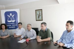 Bursalı hukuk&ccedil;ular,TFF'yi istifaya &ccedil;ağırdı
