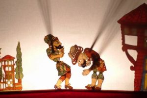 Karag&ouml;z-Hacivat gelenekselliğini yitiriyor