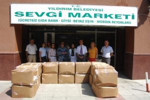 Sevgi markete destekler s&uuml;r&uuml;yor