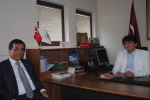 AK Parti, sivil anayasa ziyaretlerine başladı