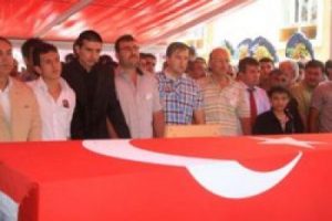 &Uuml;lk&uuml;c&uuml;ler şehidin kardeşini kızdırdı