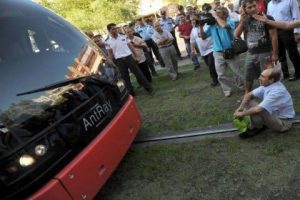 Antalya'da 24 saat kesintisiz ulaşım isyanı