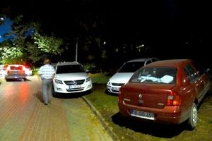 K&uuml;lt&uuml;rpark'ın &ccedil;imenleri otopark oldu