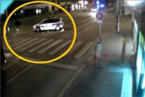 Hırsızlar altınları sokağa b&ouml;yle sa&ccedil;tı