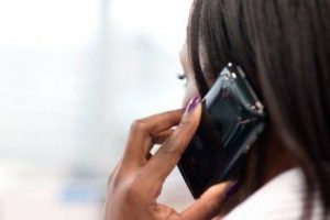 Cep telefonu beyne mikrodalga etkisi oluşturuyor