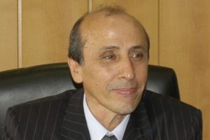 &Uuml;retken akademisyenlere destek