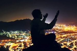 Ramazan'ın g&uuml;zelliklerini t&uuml;m yıla yaymak gerekir