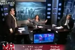 Canlı yayında b&uuml;y&uuml;k kavga