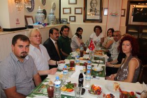 Bursalı turist rehberleri iftarda buluştu