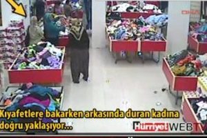 Hırsızlık yaparken b&ouml;yle yakalandı