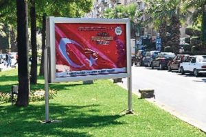 CHP'li belediyeden Atat&uuml;rk gafı
