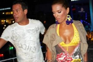 Demet Akalın konserini ka&ccedil; kişi izledi?