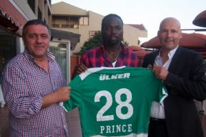 Bursaspor Tagoe'yi resmen a&ccedil;ıkladı