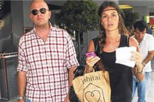 &Uuml;nl&uuml; oyuncu tanınmaz halde