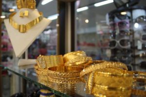 Altın yeni rekor kırdı euro d&uuml;ş&uuml;yor