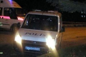 Van'da polis otosuna saldırı
