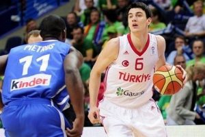 T&uuml;rkler beni zorladı