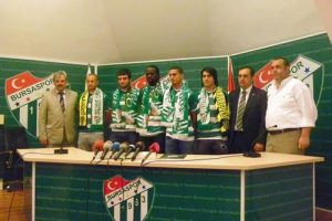 Bursaspor'da imza şov! - CANLI YAYIN