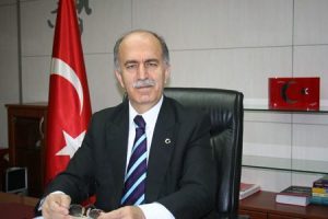 Vali Harput Beşiktaş ma&ccedil;ını trib&uuml;nden izleyecek