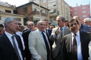 Topbaş`tan &ccedil;evre yatırımlarına &ouml;vg&uuml;