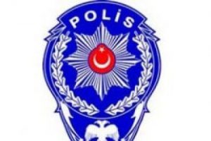 Polislere kıyafet ayarı