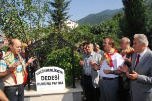 Geleneksel Dede G&uuml;n&uuml; kutlandı