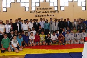 G&uuml;reş turnuvası başladı
