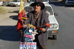 Mobiletiyle T&uuml;rkiye'yi dolaşıyor