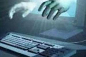 Sanal dolandırıcılar interneti dinliyor