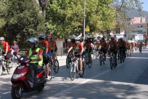 Kuruluştan Kurtuluşa pedal &ccedil;eviriyorlar