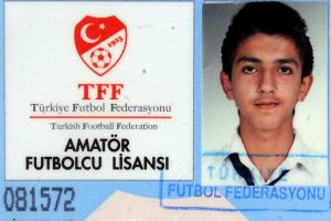 Halı saha ma&ccedil;ından sonra uyanamadı