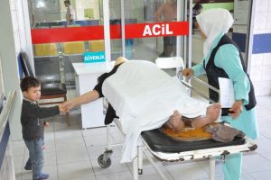 K&uuml;&ccedil;&uuml;k Murat anneannesinin elini bir an olsun bırakmadı