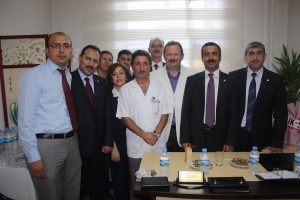 T&uuml;rkiye'de 122 bin hekim a&ccedil;ığı var