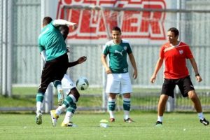 Bursaspor galibiyete inanıyor