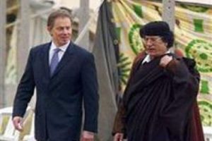 Kaddafi ile gizlice g&ouml;r&uuml;şm&uuml;ş