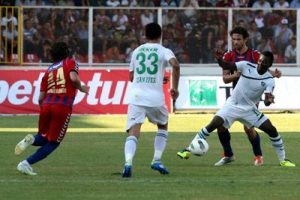 1600'nc&uuml; gol Mersinli futbolcudan