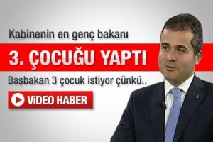 Kabinenin en gen&ccedil; bakanı &ccedil;ocukları &uuml;&ccedil;ledi...Nedeni ise belli
