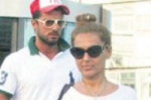 Demet Akalın yeni aşkıyla g&ouml;r&uuml;nt&uuml;lendi