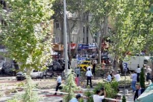 Ankara Kızılay'da patlama! 3 &ouml;l&uuml;,  15 yaralı