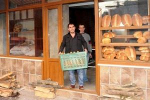 İflasın eşiğine getiren inatlaşma