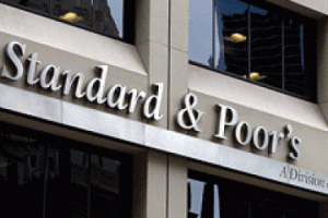 S&P T&uuml;rkiye'nin notunu artırdı