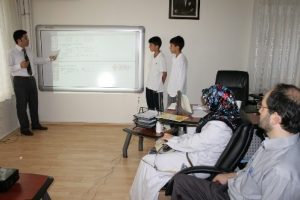 Yeşilırmak veliler i&ccedil;in de akıllı tahta sistemi kurdu
