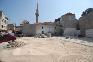 Kemer&ccedil;eşme'ye modern meydan