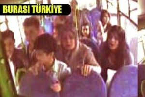Halk otob&uuml;s&uuml;nde silahlı dehşet g&uuml;venlik kamerasında