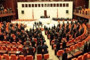 Yazıcı'dan BDP'ye: Ya istifa ya azil